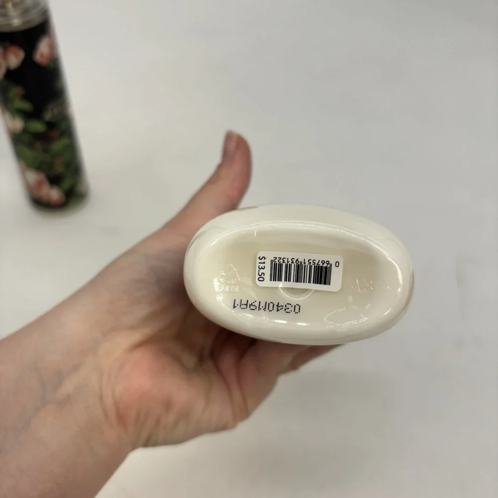 Bath & Body Works bath body